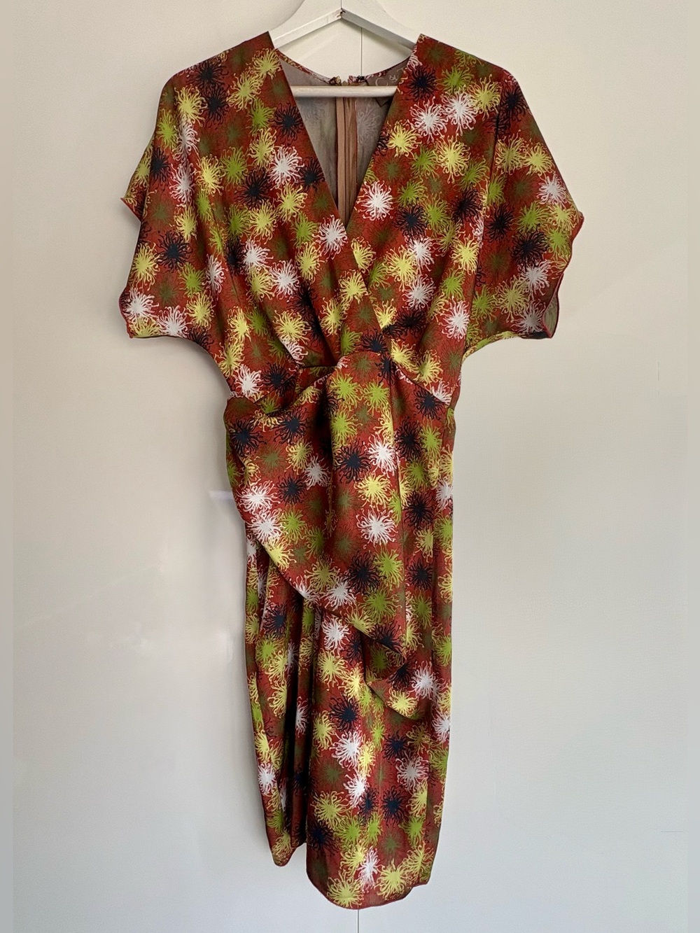 C&T Costello Tagliapietra Draped Twist Front V-Neck Dress Red Multi NWT, size 6